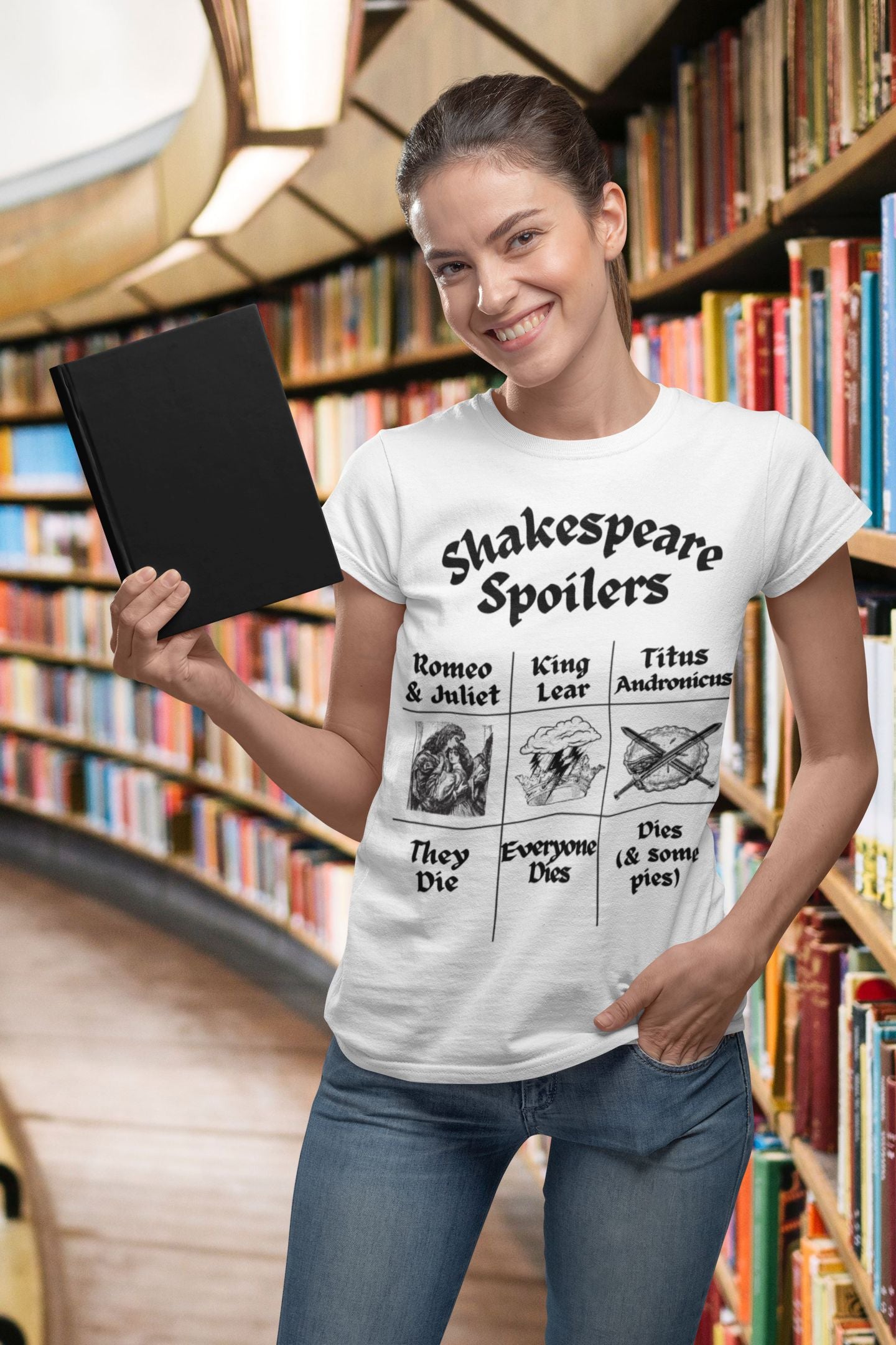 Women's T-Shirt "Shakespeare Spoilers" – Funny Drama & Literature Design
