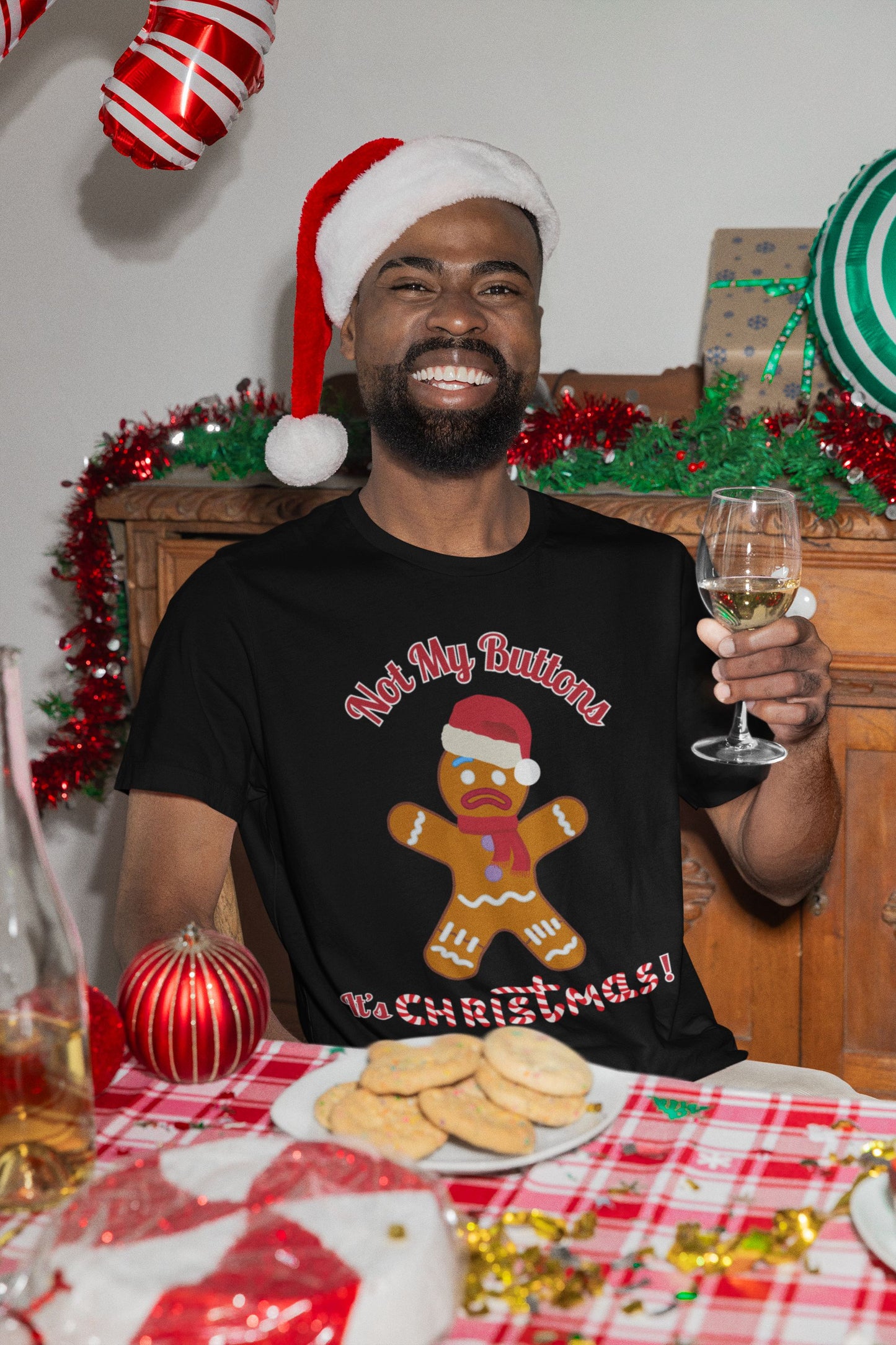 Men's "Not My Buttons!" Christmas T-Shirt – Festive Unisex Gingerbread Design