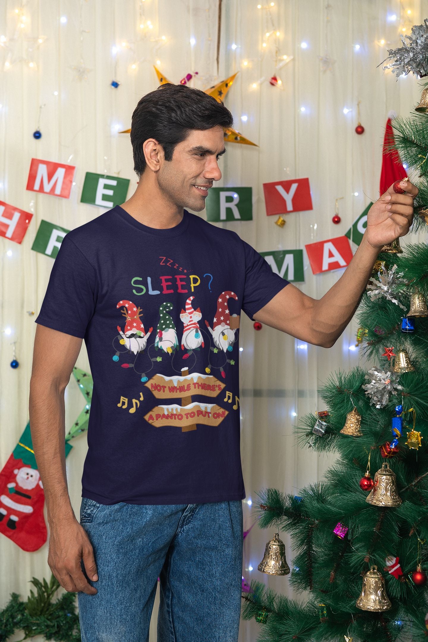 The Ideal Men’s Unisex T-Shirt for Panto Cast & Crew – Durable, Comfortable, and Perfect for Rehearsals