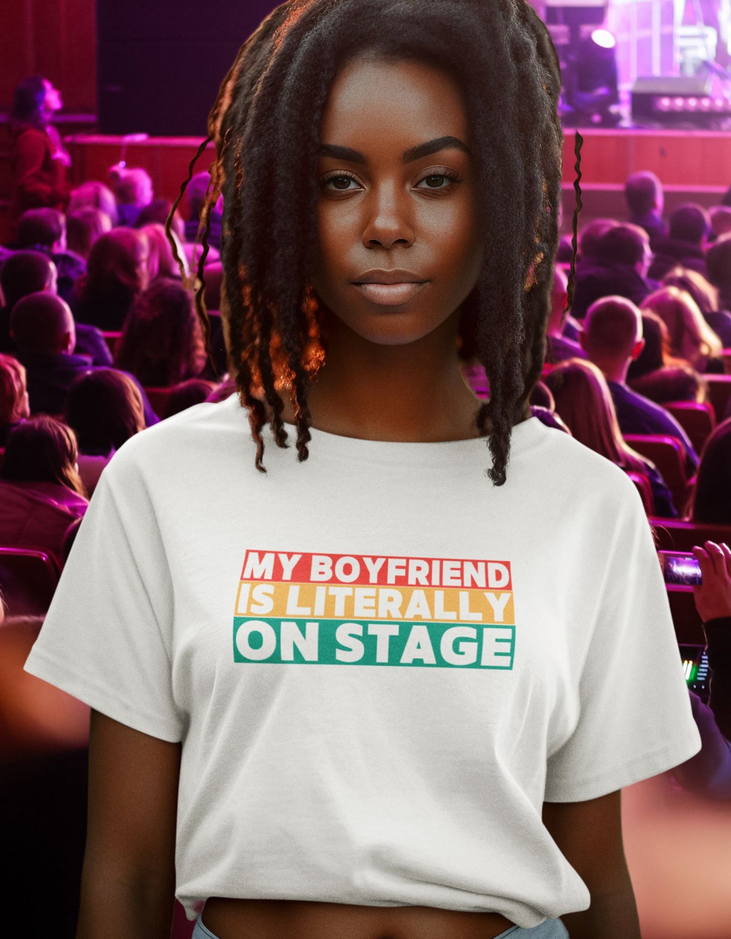 My Boyfriend Is Literally On Stage – Women’s Organic  Boxy Cropped T-Shirt